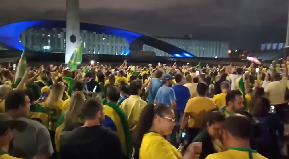 B856045F-2255-4738-9ABF-1E5CFDA9DD55