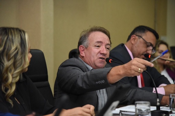 PACOTÃO: Vilmar Mariano envia 14 projetos para a Câmara Municipal