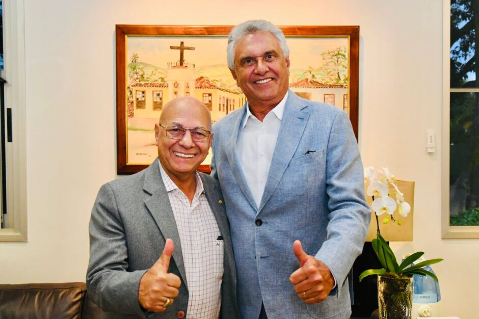 6885E4F2-A324-42B1-AB76-71DBCAA14B20