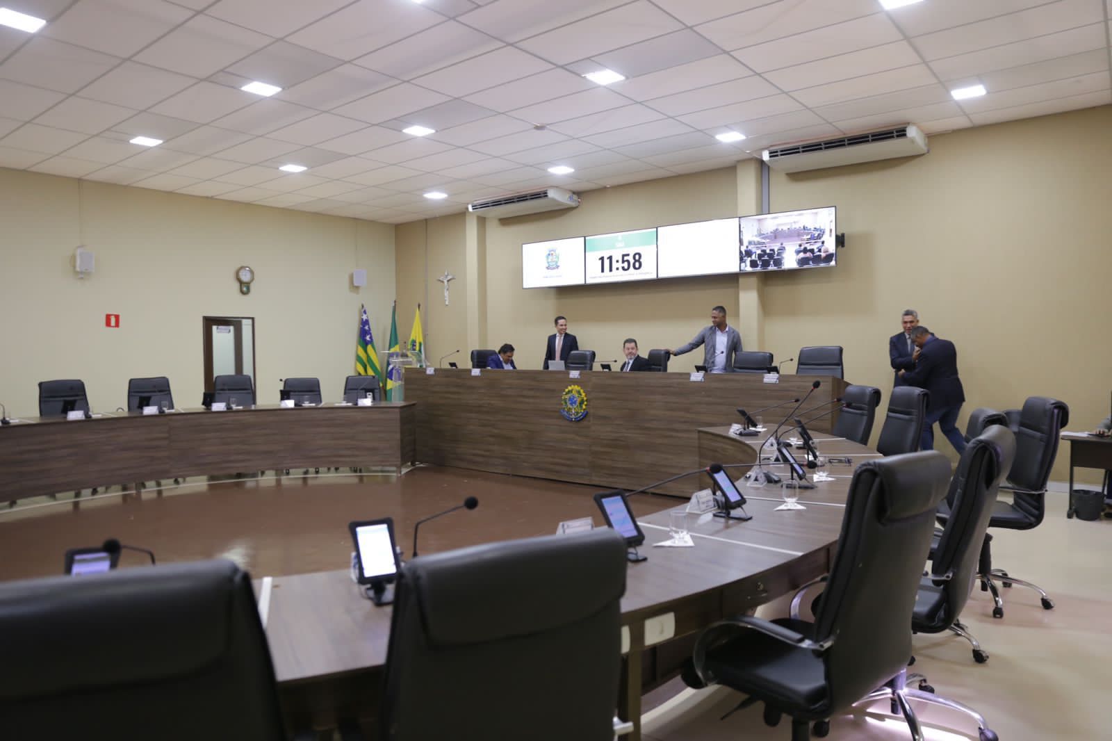 6DE36A78-DB89-4ACC-BBE7-241D9122EBBE