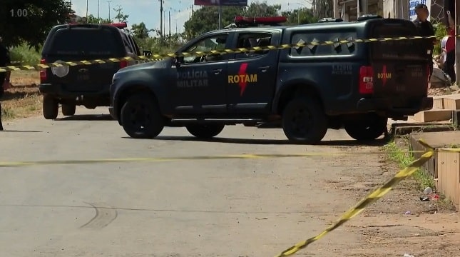 Três ladrões morrem durante troca de tiros com a PM após assalto