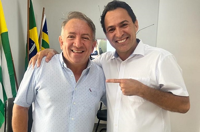 Vilmar acerta retorno de vereador para a sua base na Câmara