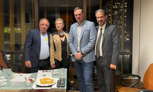 Vilmar peregrina por Brasília em busca de recursos e alianças