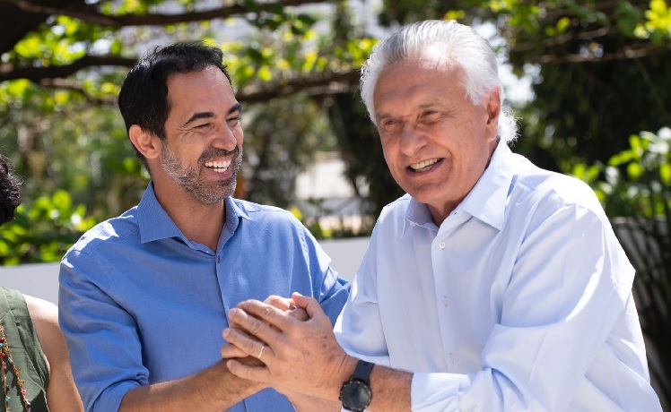 Prefeito se afasta de Vanderlan e se filia ao partido de Caiado