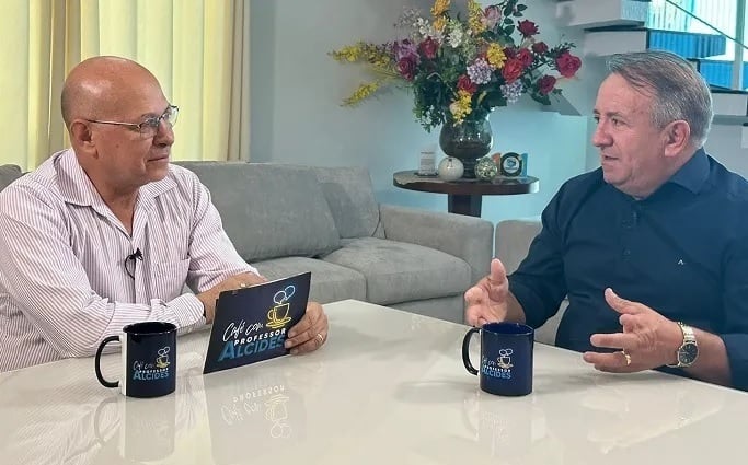 Vilmar Mariano demite secretários ligados a Professor Alcides