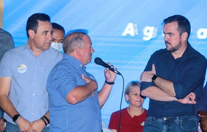 Gustavo Mendanha reassume comando indireto da Prefeitura de Aparecida