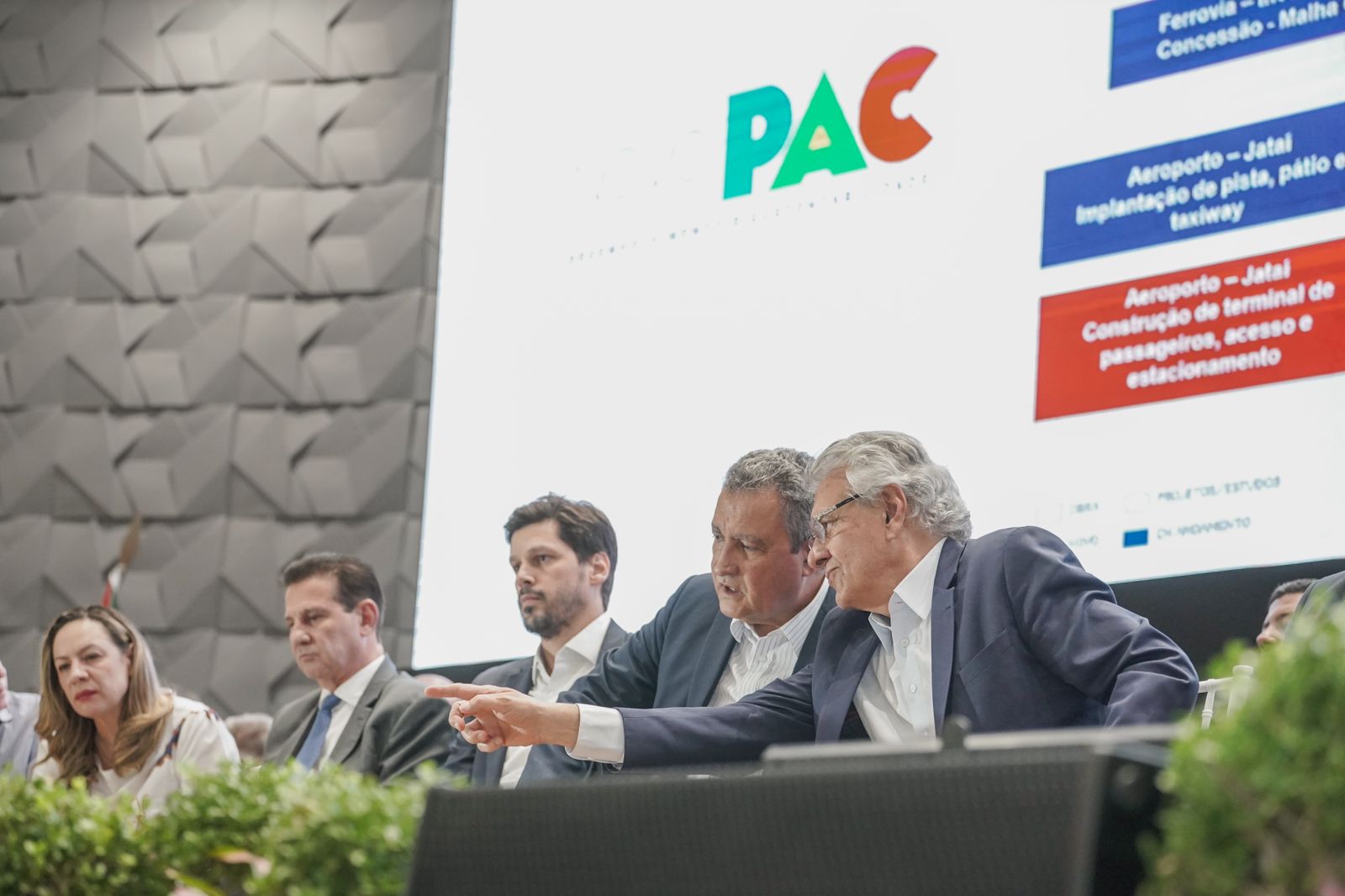 “É fundamental essa parceria direta com o governo federal”, diz Caiado sobre o PAC