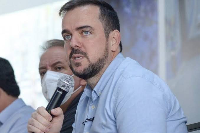 Parecer técnico do TSE barra candidatura de Gustavo Mendanha