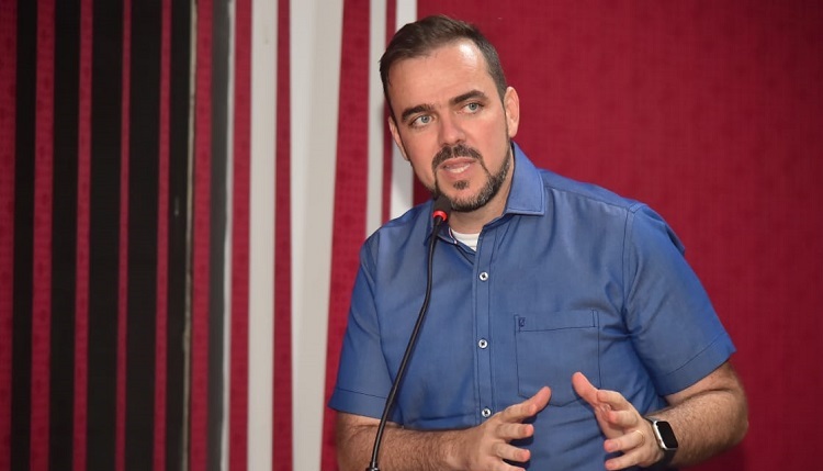 Gustavo Mendanha se manifesta sobre a Operação Dose Dupla