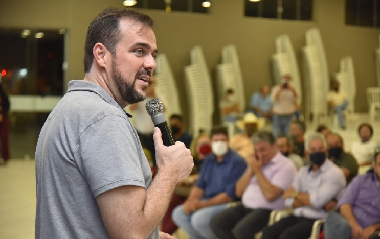 URGENTE: Gustavo Mendanha, seu primo e mais 13 são alvos da PC