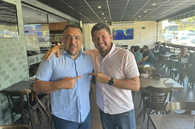 André Fortaleza se reúne com Glaustin para tratar sobre eleição