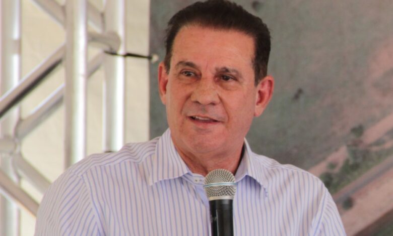 Vanderlan diz que vai definir sobre candidatura a partir de março