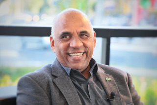 Pesquisa: Gestão Rogério Cruz é reprovada por 51,28%