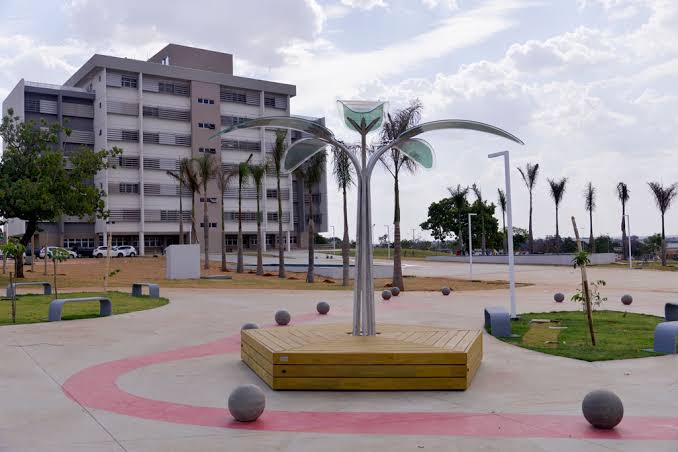 Reunião do prefeito com os vereadores da base acaba em discussão