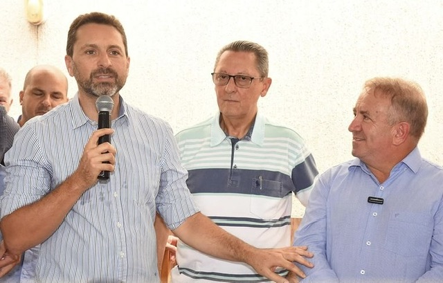 Nome de Leandro Vilela é inserido nas pesquisas para prefeito de Aparecida