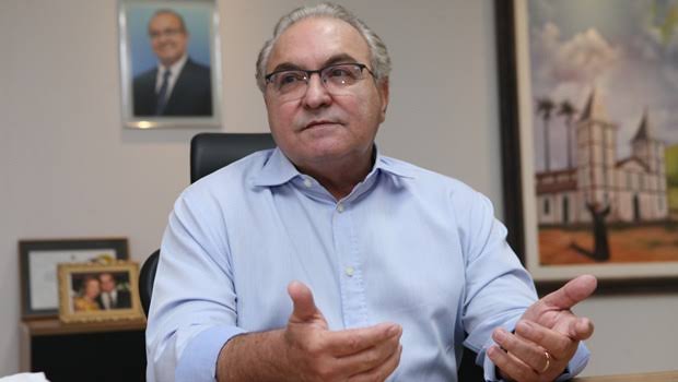 Jânio Darrot retira sua pré-candidatura a prefeito de Goiânia