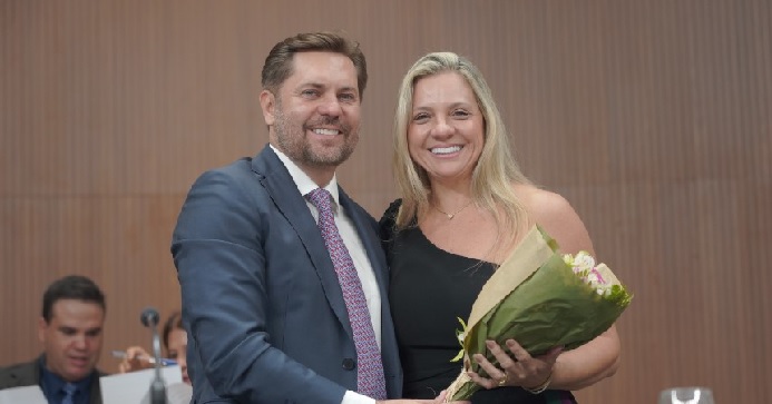 Luciene Peixoto se filia ao Avante para disputar uma vaga de vice em Goiânia