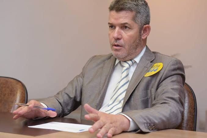 Delegado Waldir declara apoio para a pré-candidatura de Leandro Vilela