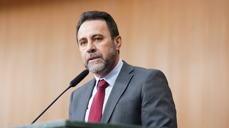 Vilmar Mariano atribui “golpe” a Gustavo Mendanha, diz Veter Martins