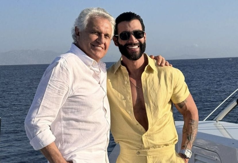 Ronaldo Caiado faz viagem de férias com Gusttavo Lima