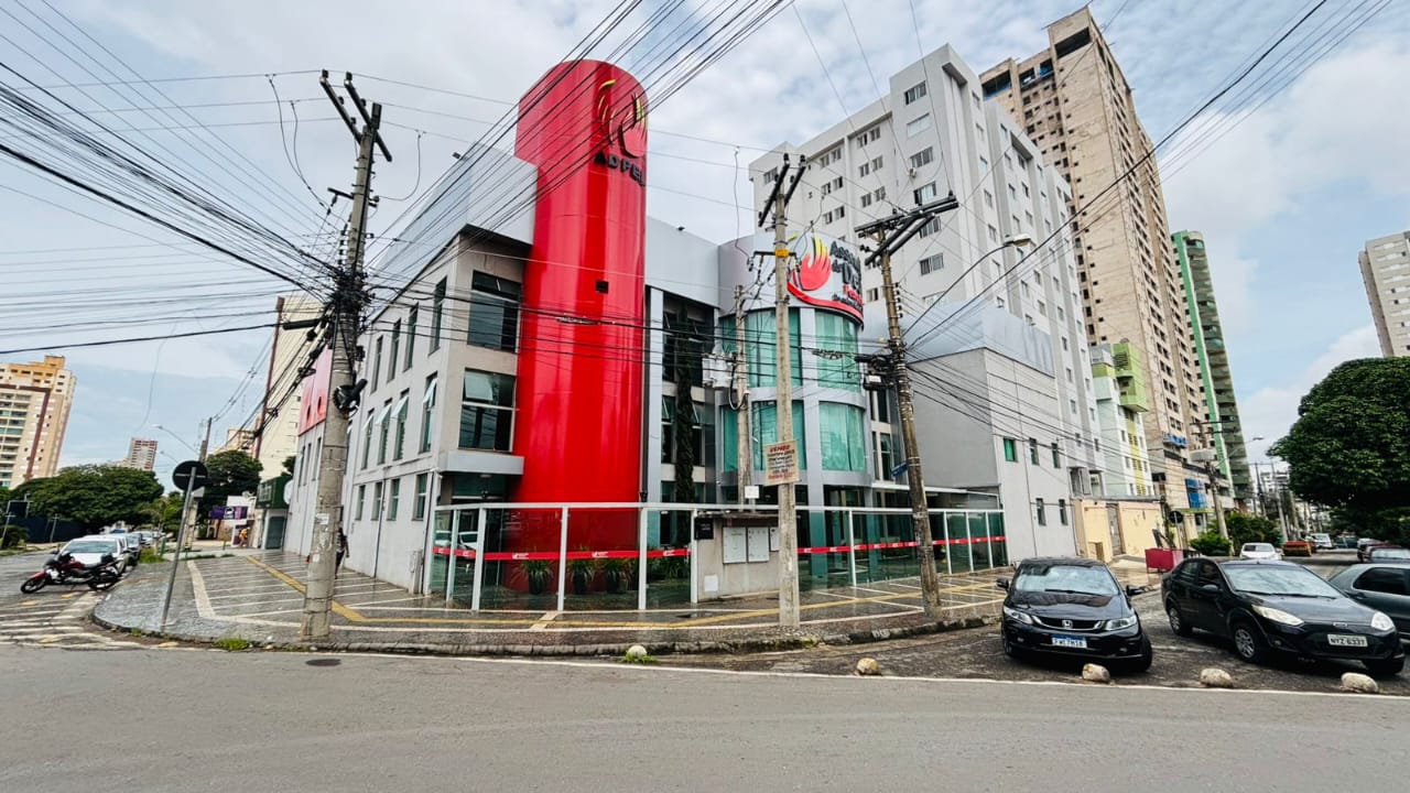 Incêndio atinge sede da Assembleia de Deus no Setor Pedro Ludovico, em Goiânia