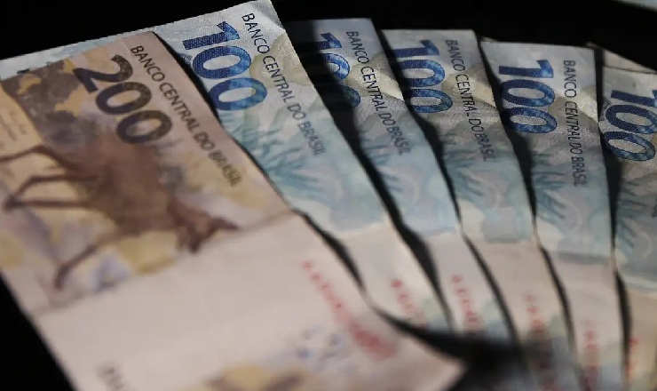 Dívida Pública sobe 1,85% em novembro e supera R$ 7,2 trilhões