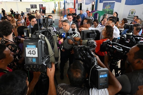 Mabel amplia 3 mil vagas nos Cmeis; meta é de 10 mil novas matrículas até junho