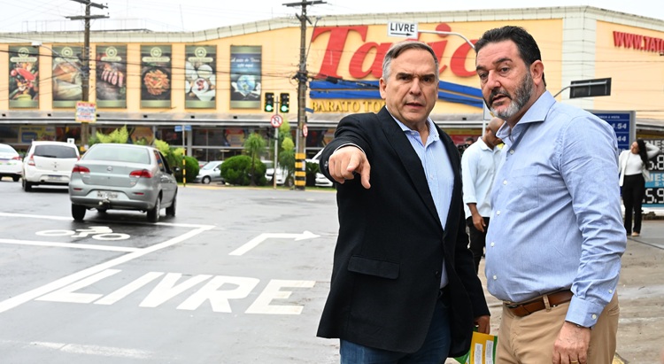 Prefeito Mabel lança recapeamento de 30 km no Jardim Novo Mundo