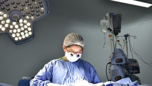 Governo de Goiás vai contratar profissionais de saúde com salário de até R$ 28 mil