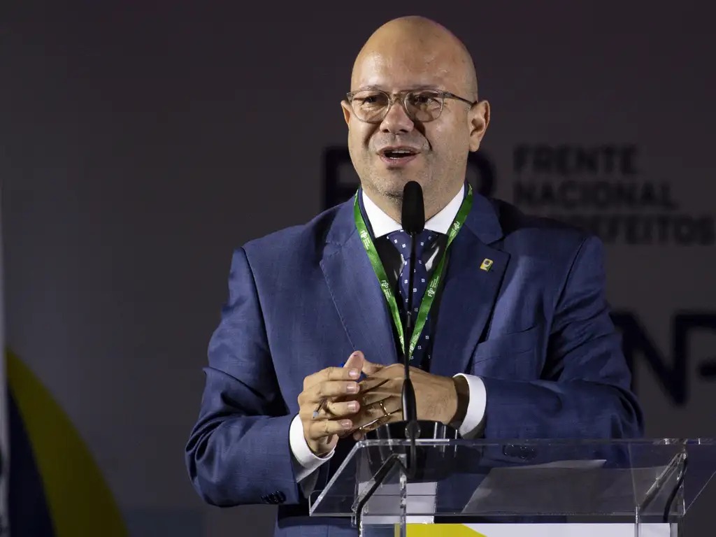 WhatsApp Image 2025-01-09 at 18.39.40 Ministro interino de Relações Institucionais cumpre agenda em Goiás