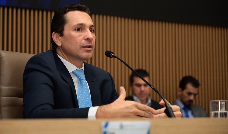 “Eu sempre respeitarei a nossa independência”, diz prefeito Vilela aos vereadores