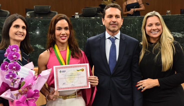 Primeira-dama de Aparecida é homenageada na Assembleia Legislativa