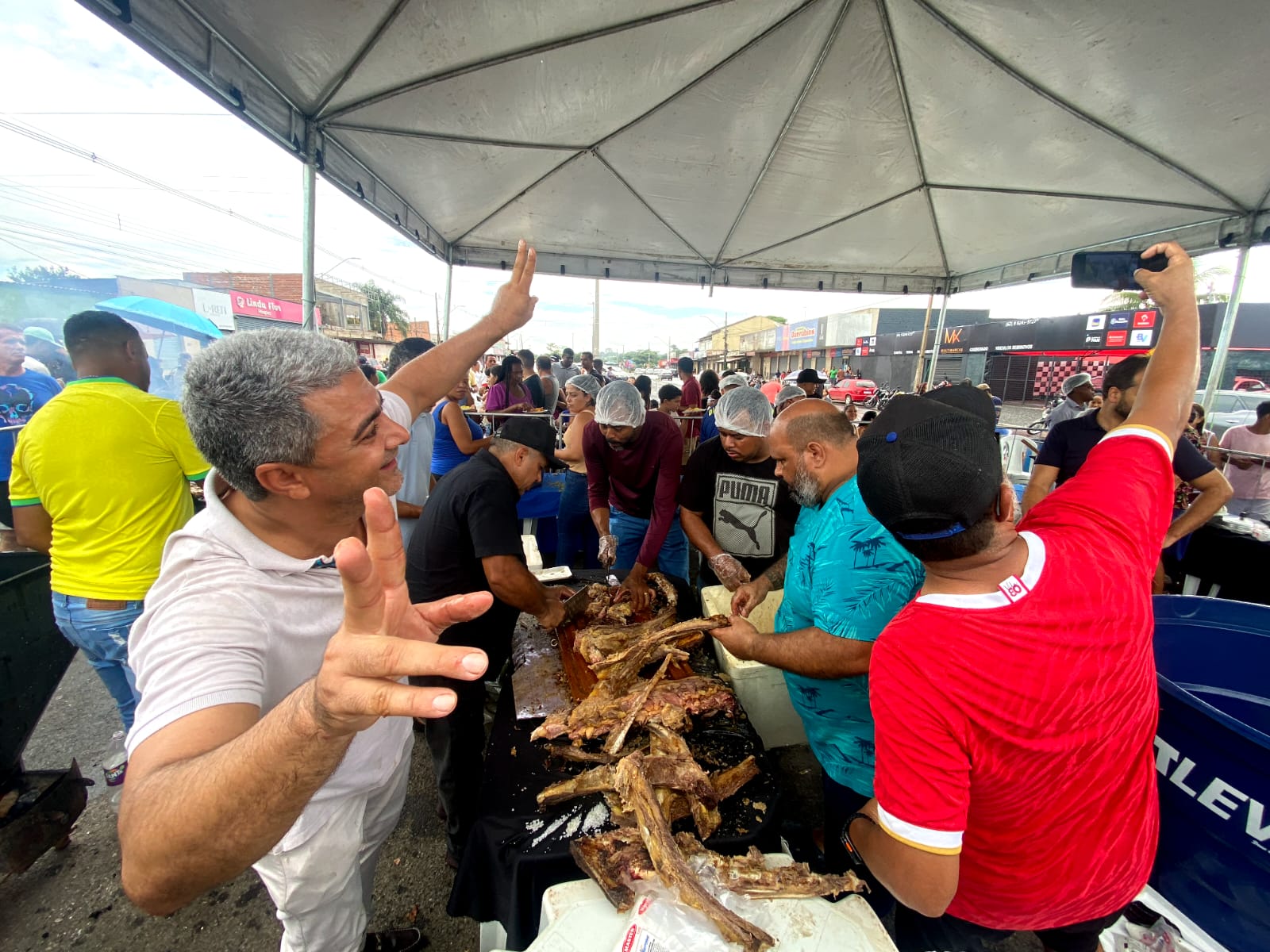Cristiano Zoi comemora aniversário junto com a comunidade