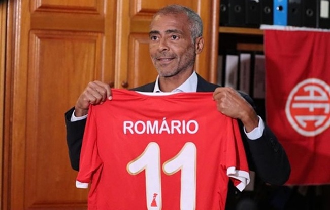 Ex-jogador Romário será homenageado pela Assembleia Legislativa