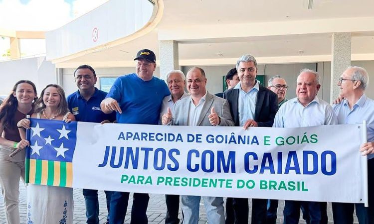 Gilsão Meu Povo lidera comitiva da Câmara de Aparecida no lançamento de Caiado à Presidência, em Salvador