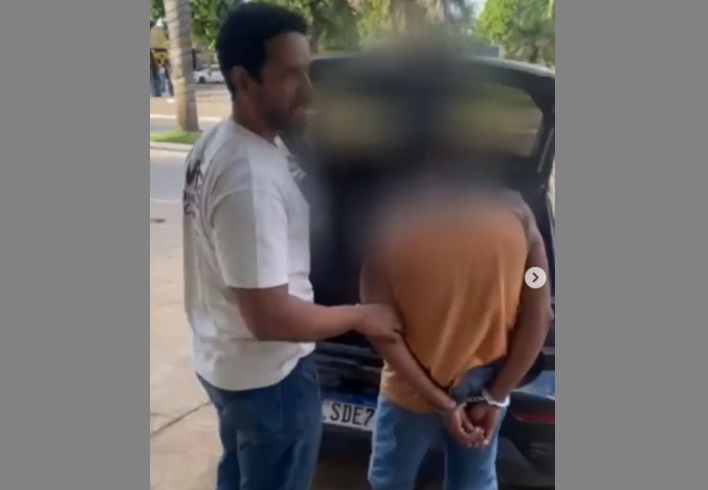 Homem é preso após matar ex-mulher a facadas durante reconciliação; veja vídeo