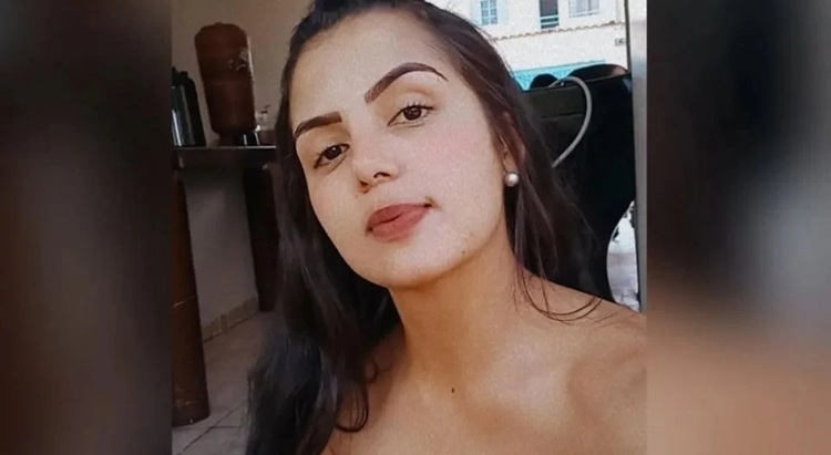 Pitbull dilacera o pescoço da dona e depois é morto a pauladas