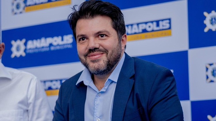 Prefeito de Anápolis é internado na UTI nesta terça-feira