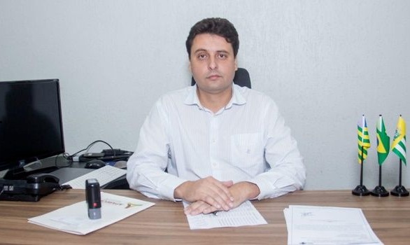 Secretário conclama população a procurar postos de vacinação contra a gripe, em Aparecida