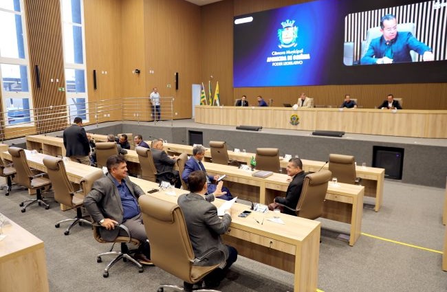 Professores devem manter greve em Aparecida, apesar do novo piso