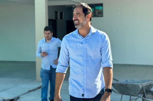 Pelozzo diz que Senador Canedo é referência no atendimento e cuidados com os animais