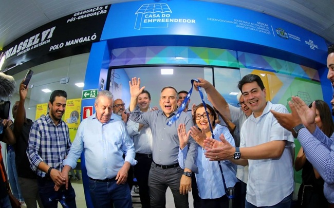 “Nossa gestão trabalha para estimular e fortalecer a economia”, declara Mabel