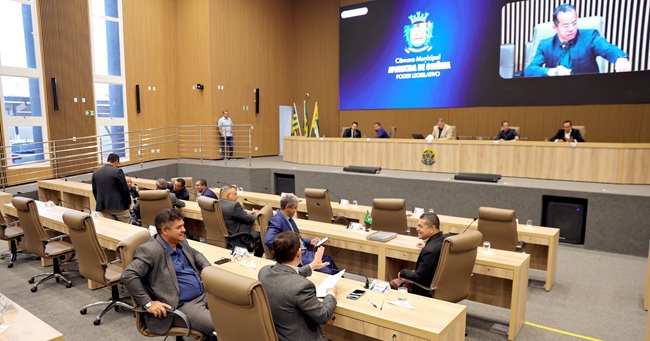 Vereadores aprovam o piso da Educação de Aparecida; Reajuste é de 6,27%