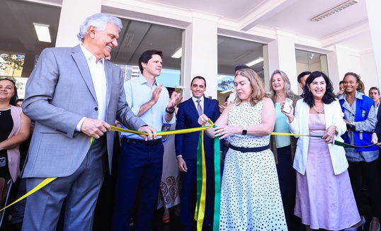 Caiado e Daniel inauguram Palácio da Educação e lançam o Painel de Resultado