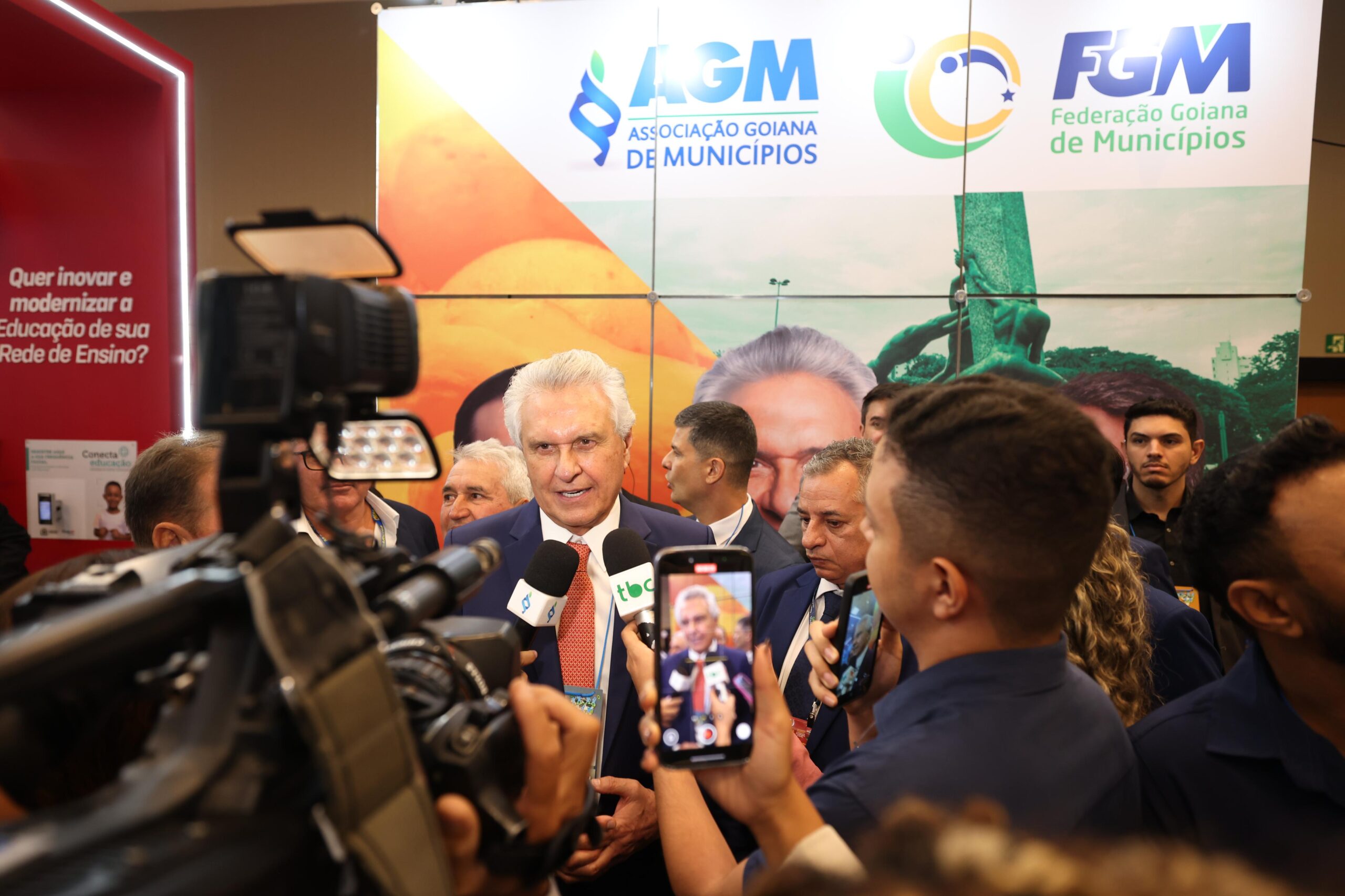 Reforma Tributária retira autonomia para o governo Lula “repassar mesada” aos entes, diz Caiado