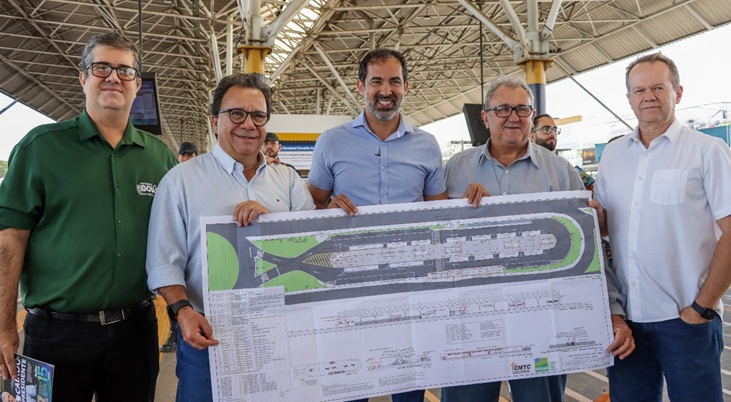 Prefeito de Senador Canedo lança obra de modernização do terminal Osvaldo Augustinho Cardoso