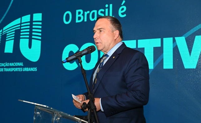 Mabel destaca avanços da metronização de Goiânia durante posse da nova diretoria da NTU