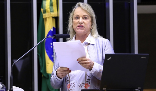 Deputada Magda Mofatto declara apoio ao governador Ronaldo Caiado