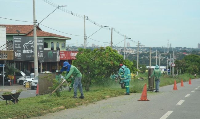 Prefeitura de Aparecida realiza força-tarefa de limpeza na região do Setor Madre Germana