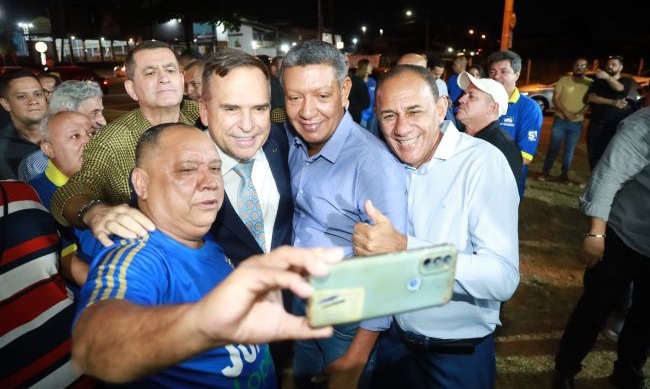 Sandro Mabel leva iluminação de LED a 142 bairros da região Sudoeste